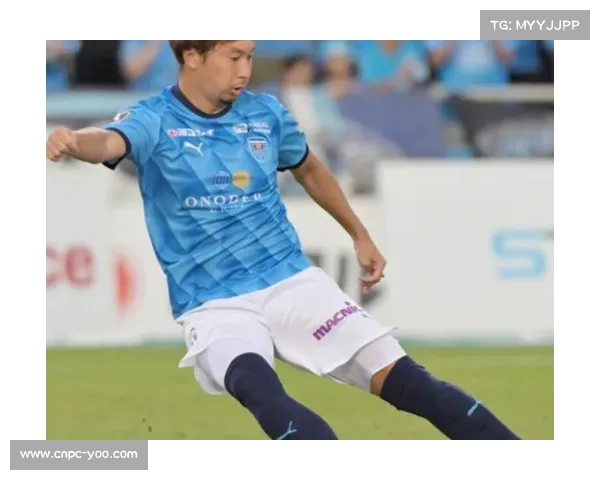 法兰克福签下日本19岁左后卫小杉启太，转会费650万欧元